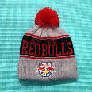 NWOT Era Gray and Red Bulls Beanie